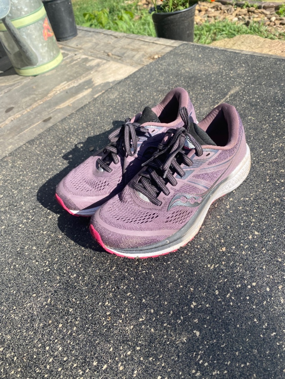 Saucony Women’s size Omni 19 in Purple